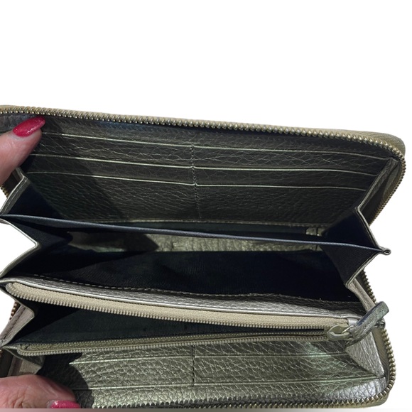 🏆HOST PICK - Gucci - SoHo Vintage gold Zippy wallet - GUC - Picture 9 of 16